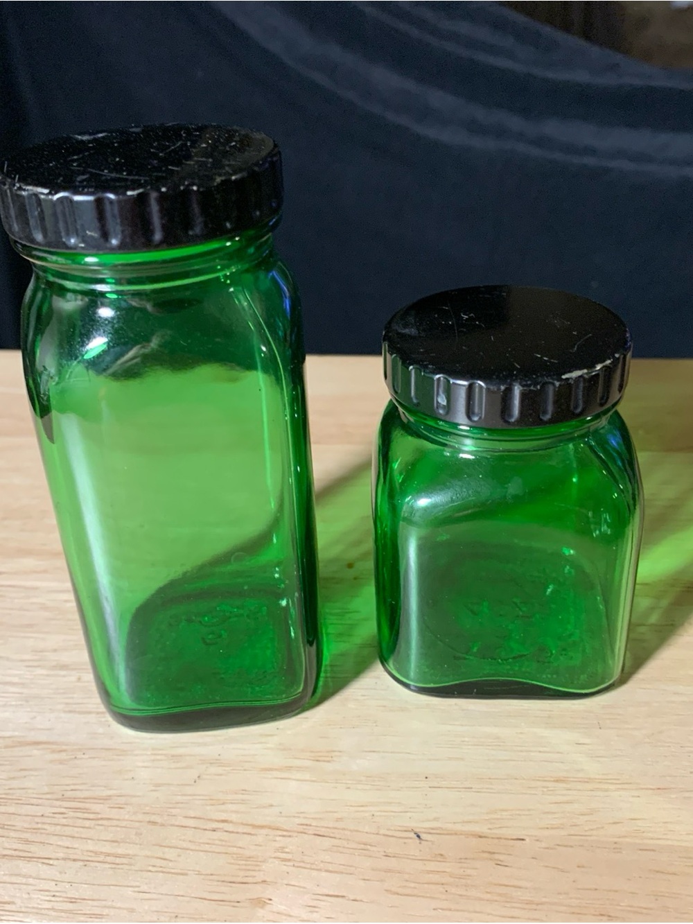 Duraglass Apothecary Square Jars W Lids GREEN - Vintage